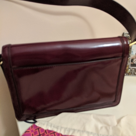 New Tory Burch maroon bag - Picture 6 of 7